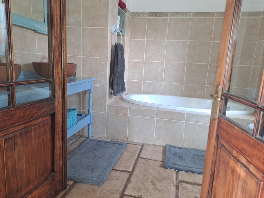 3 Bedroom Property for Sale in Broederstroom North West